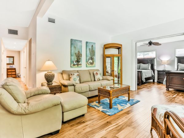 Bradenton Ground Floor Vacation Rental Home Sleeps 8