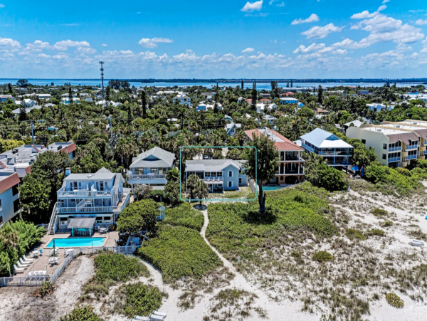 Beachfront Holmes Beach Vacation Home Sleeps 12 Guests