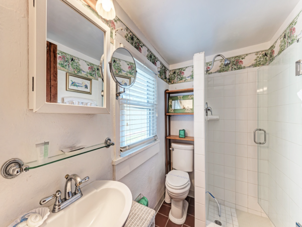 Beachfront Holmes Beach Vacation Home Sleeps 12 Guests