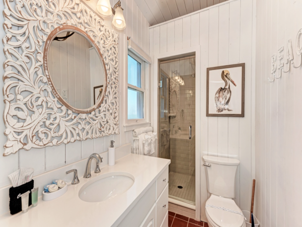 Beachfront Holmes Beach Vacation Home Sleeps 12 Guests