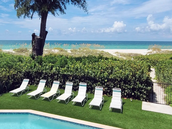Beachfront Holmes Beach Vacation Home Sleeps 12 Guests