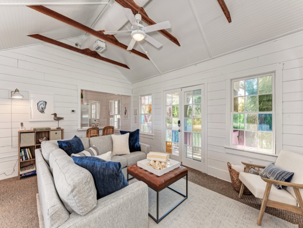 Beachfront Holmes Beach Vacation Home Sleeps 12 Guests