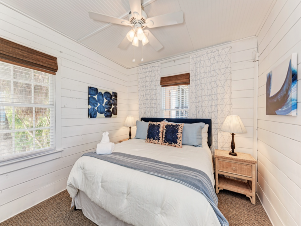Beachfront Holmes Beach Vacation Home Sleeps 12 Guests