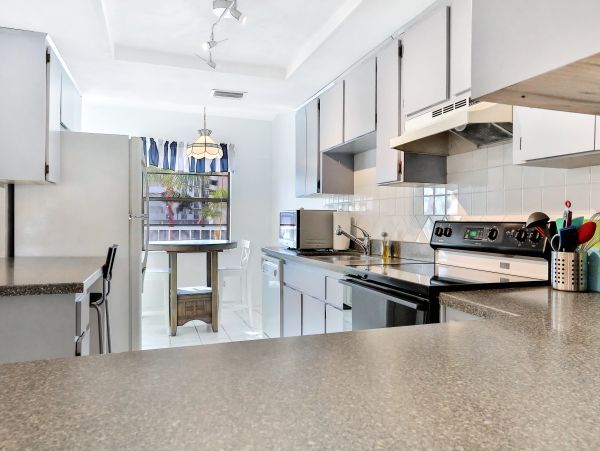 Indian Shores Ai Condo 955810