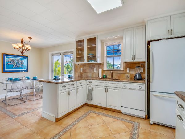 Marathon Vacation Home Three Bedroom Water Views