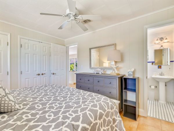 Marathon Vacation Home Three Bedroom Water Views
