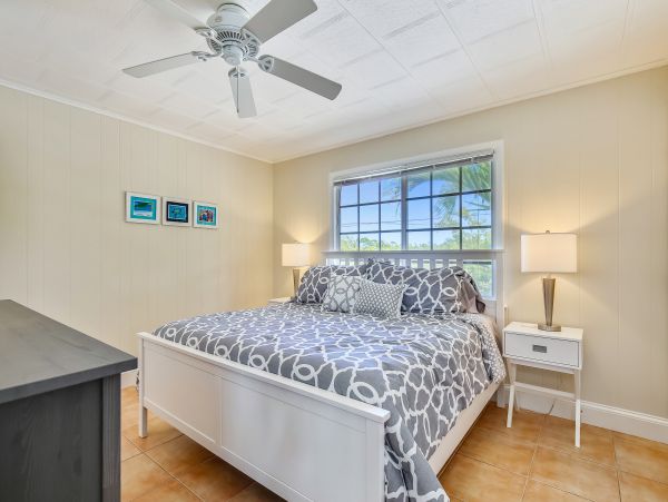 Marathon Vacation Home Three Bedroom Water Views