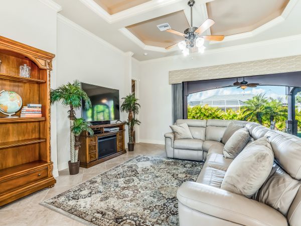 Charming Cape Coral Vacation Home Three Bedrooms