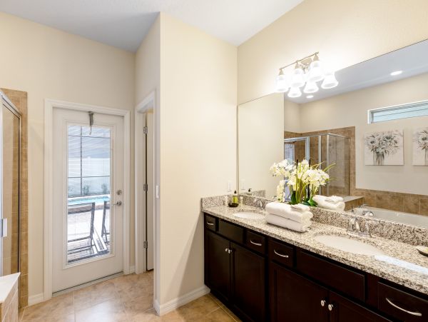 Orlando Upscale Vacation Home Away from Home