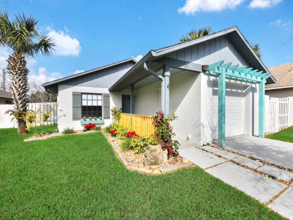 Daytona Beach Home 955865