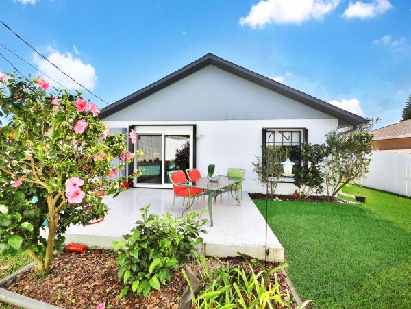 Daytona Beach Home 955865