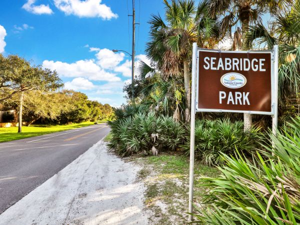 Daytona Beach Home 955865