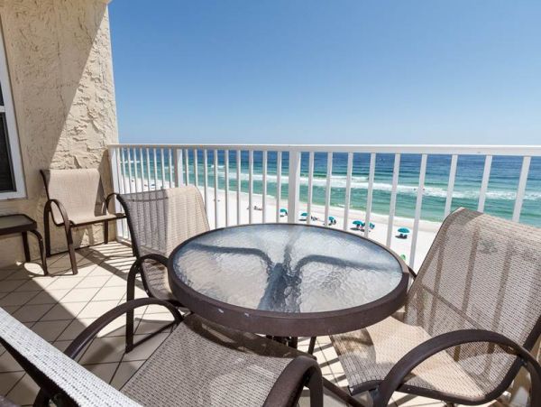 2 Bedroom Condo with Ocean Views