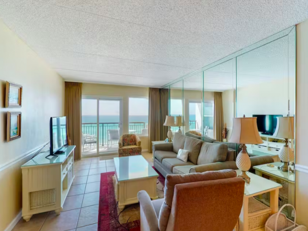 2 Bedroom Condo with Ocean Views
