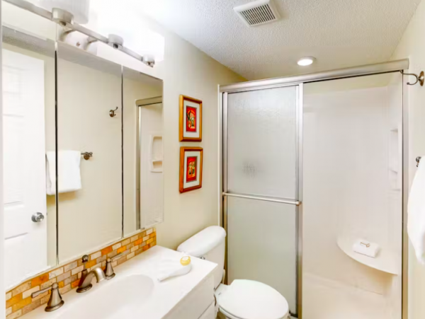 2 Bedroom Condo with Ocean Views