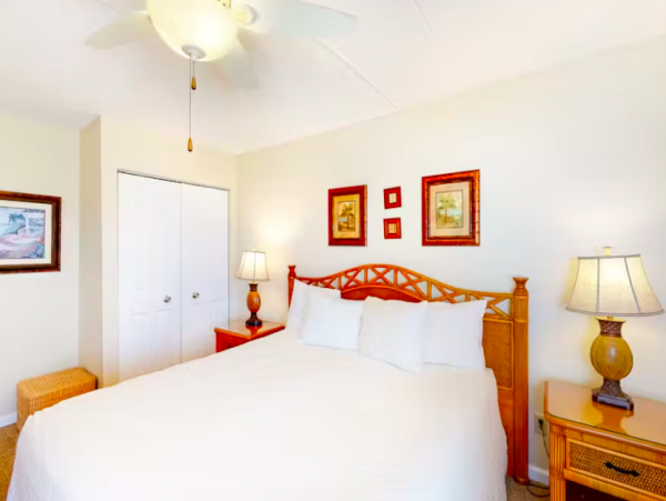 2 Bedroom Condo with Ocean Views