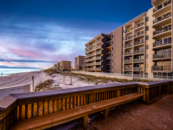 2 Bedroom Condo with Ocean Views