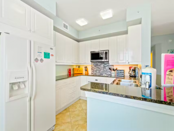 3 Bedroom Gulf front Condo with tennis court, fitness center and private beach access