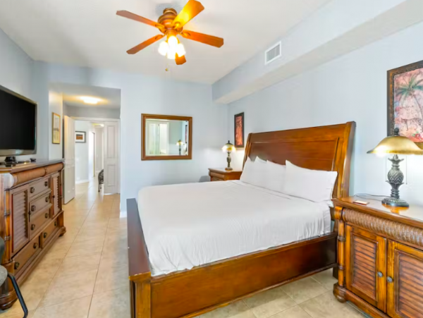 3 Bedroom Gulf front Condo with tennis court, fitness center and private beach access