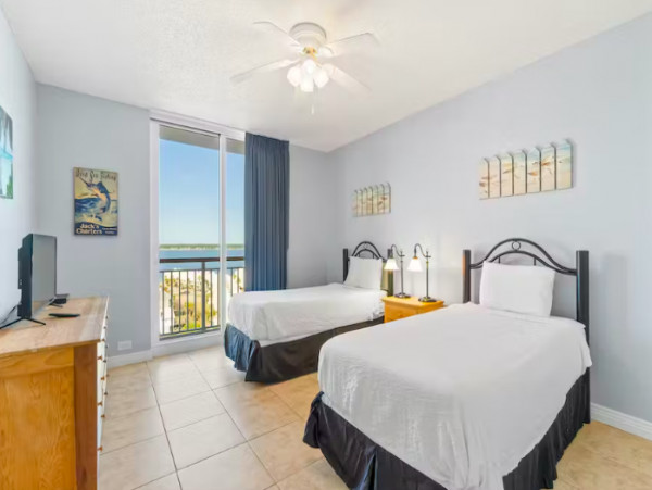 3 Bedroom Gulf front Condo with tennis court, fitness center and private beach access