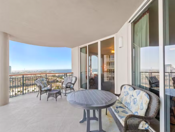 3 Bedroom Gulf front Condo with tennis court, fitness center and private beach access