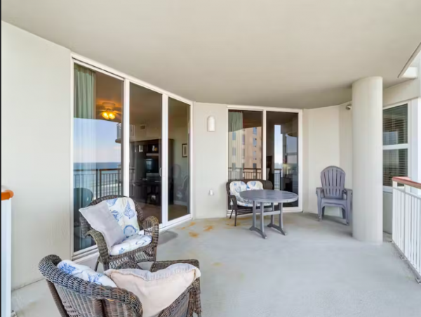 3 Bedroom Gulf front Condo with tennis court, fitness center and private beach access