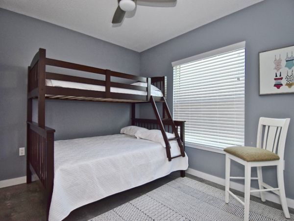 Partial Views Siesta Key Vacation Condo Sleeps 11 Guests