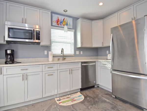 Partial Views Siesta Key Vacation Condo Sleeps 11 Guests