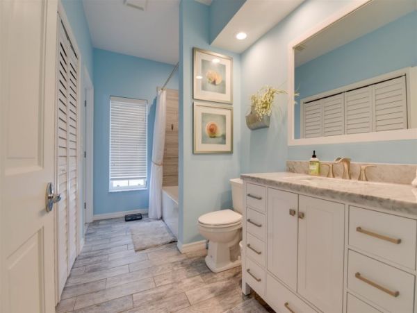 3 Bedroom Canal Front Home With Pool In Lower Sugarloaf Key