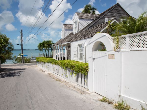 Bahamas 3 Bedroom Cottage with Pool and Great Ocean Views