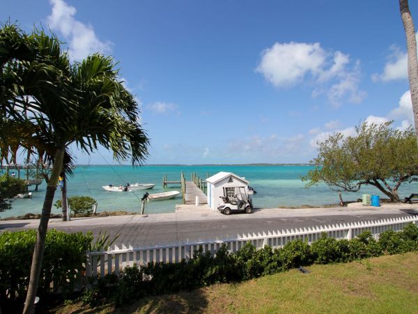 Bahamas 3 Bedroom Cottage with Pool and Great Ocean Views