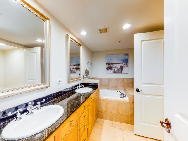 Pensacola Beach Condo 955948