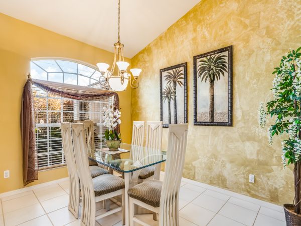 Canal front Pet friendly Drive to beach home in Cape Coral