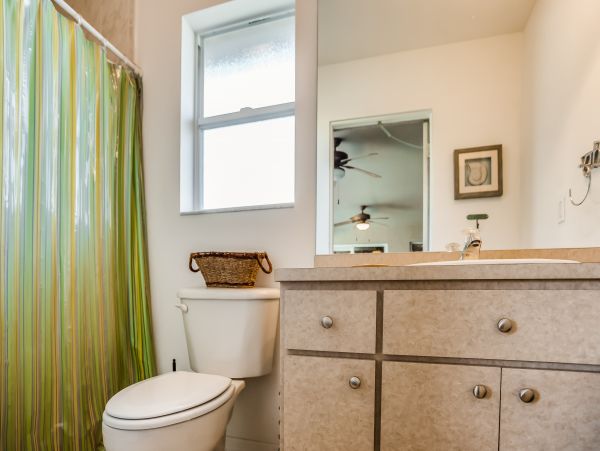 Canal front Pet friendly Drive to beach home in Cape Coral