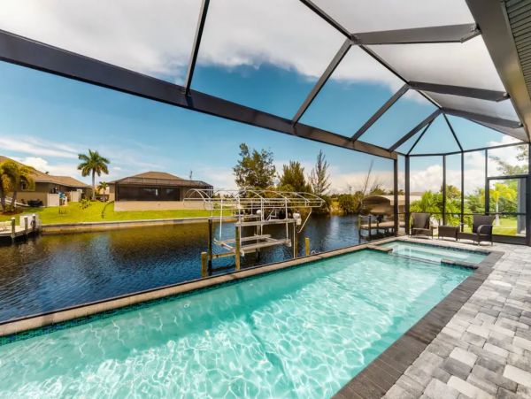 Luxury Cape Coral Vacation Home With Boat Dock Sleeps 8