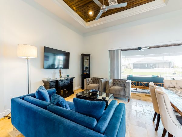Luxury Cape Coral Vacation Home With Boat Dock Sleeps 8