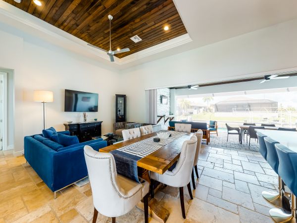 Luxury Cape Coral Vacation Home With Boat Dock Sleeps 8