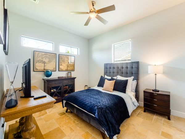 Luxury Cape Coral Vacation Home With Boat Dock Sleeps 8
