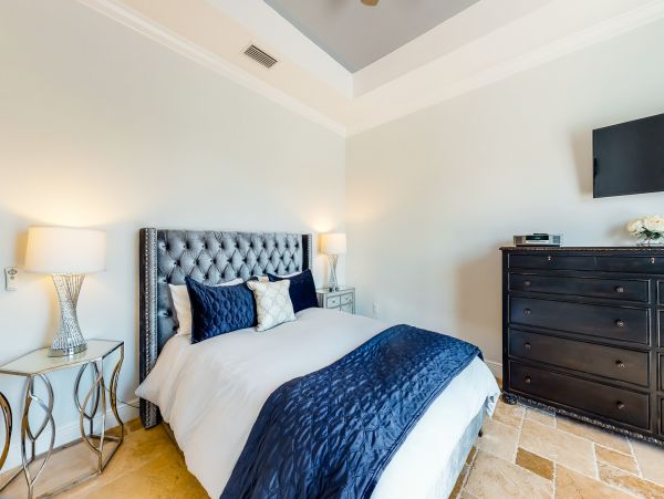 Luxury Cape Coral Vacation Home With Boat Dock Sleeps 8