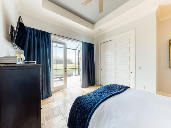 Luxury Cape Coral Vacation Home With Boat Dock Sleeps 8