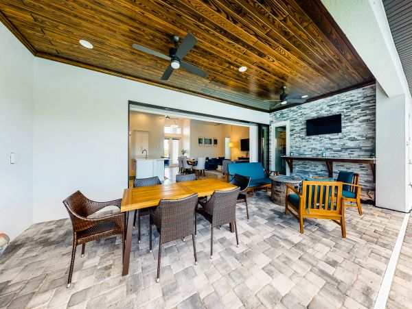 Luxury Cape Coral Vacation Home With Boat Dock Sleeps 8