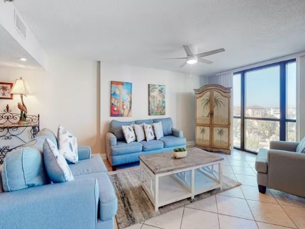 Destin Vacation 2 Bedroom Condo with Private Balcony