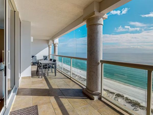 Three Bedroom Gulf Front Vacation Condo in Pensacola Beach