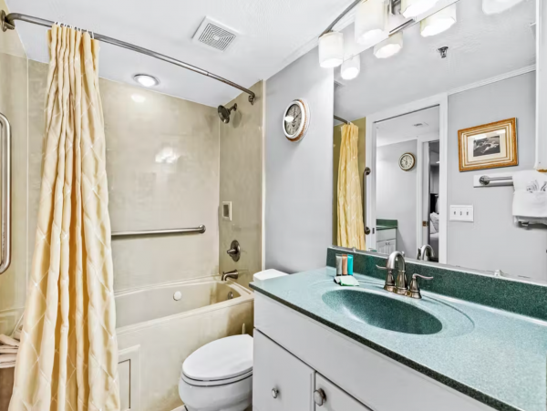 Sundestin 5th floor Vacation Rental