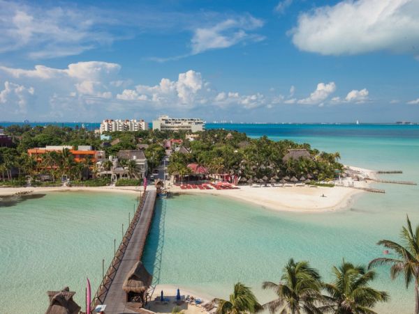 Bonita Springs Vacation Condo Sleeps 8 Guests Communal Pool