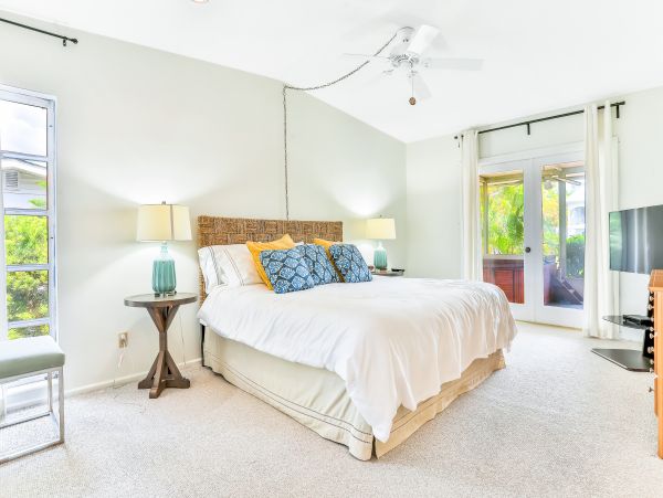Elegant Bayfront Home near Holmes Beach!