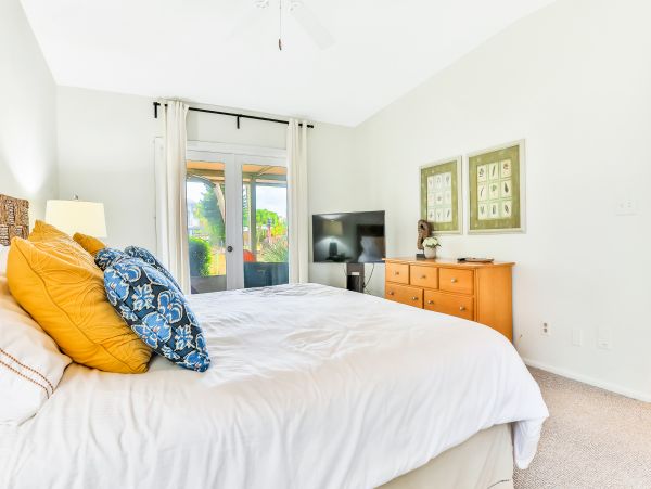 Elegant Bayfront Home near Holmes Beach!