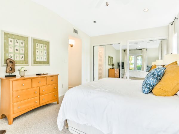 Elegant Bayfront Home near Holmes Beach!