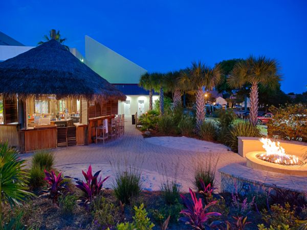 Tops'L Beach Resort Partial view