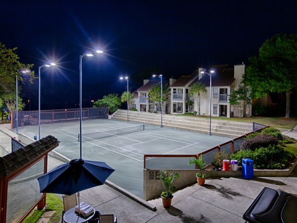 Tops'L Beach Resort Partial view